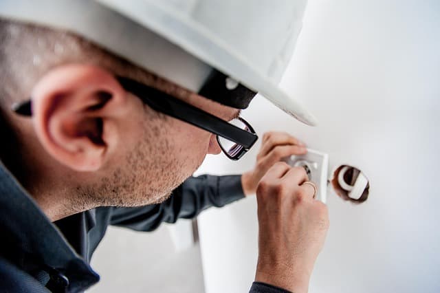 Essential Electrical Safety Tips: Avoid Common Mistakes
